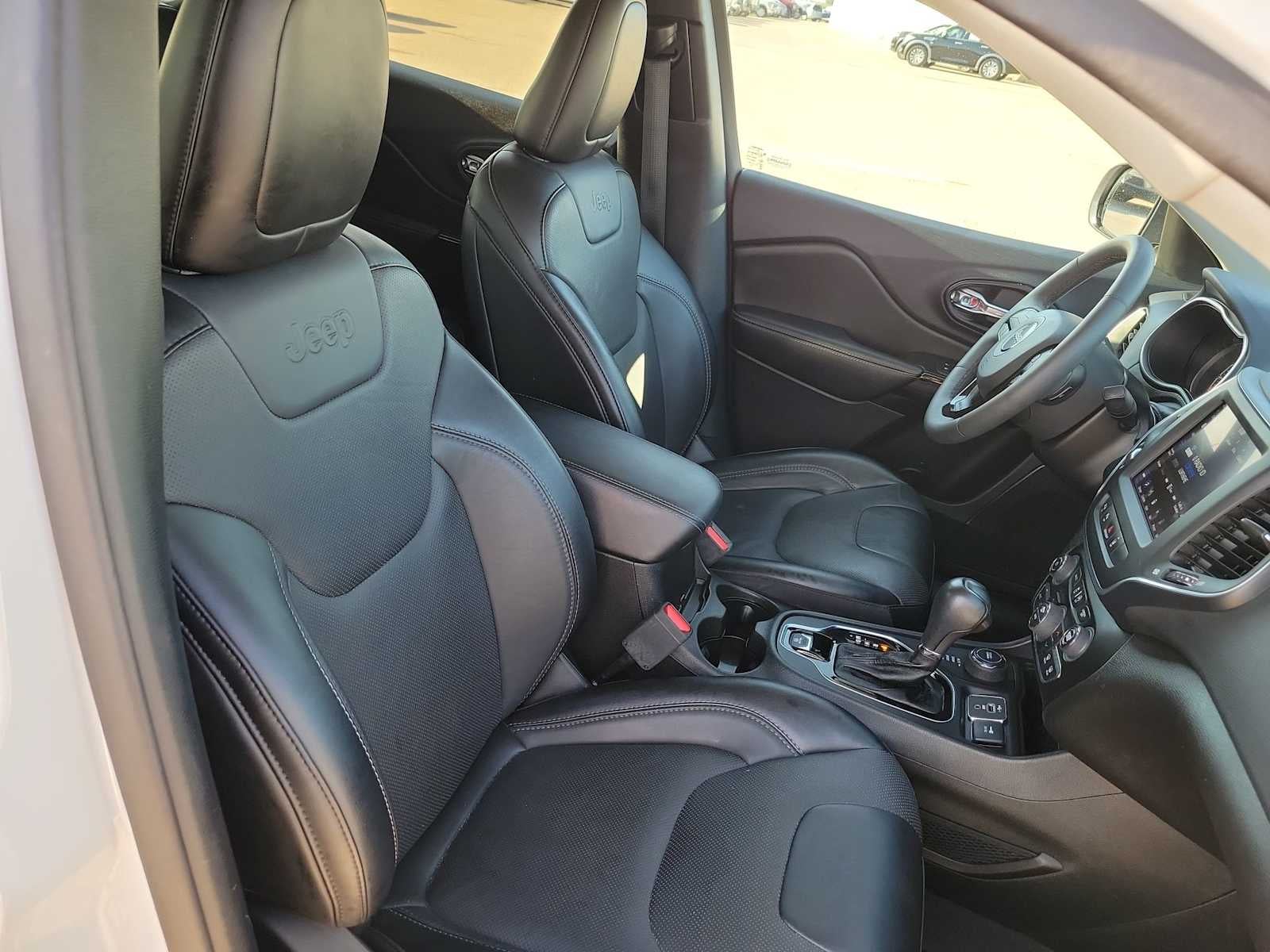 2023 Jeep Cherokee Altitude Lux