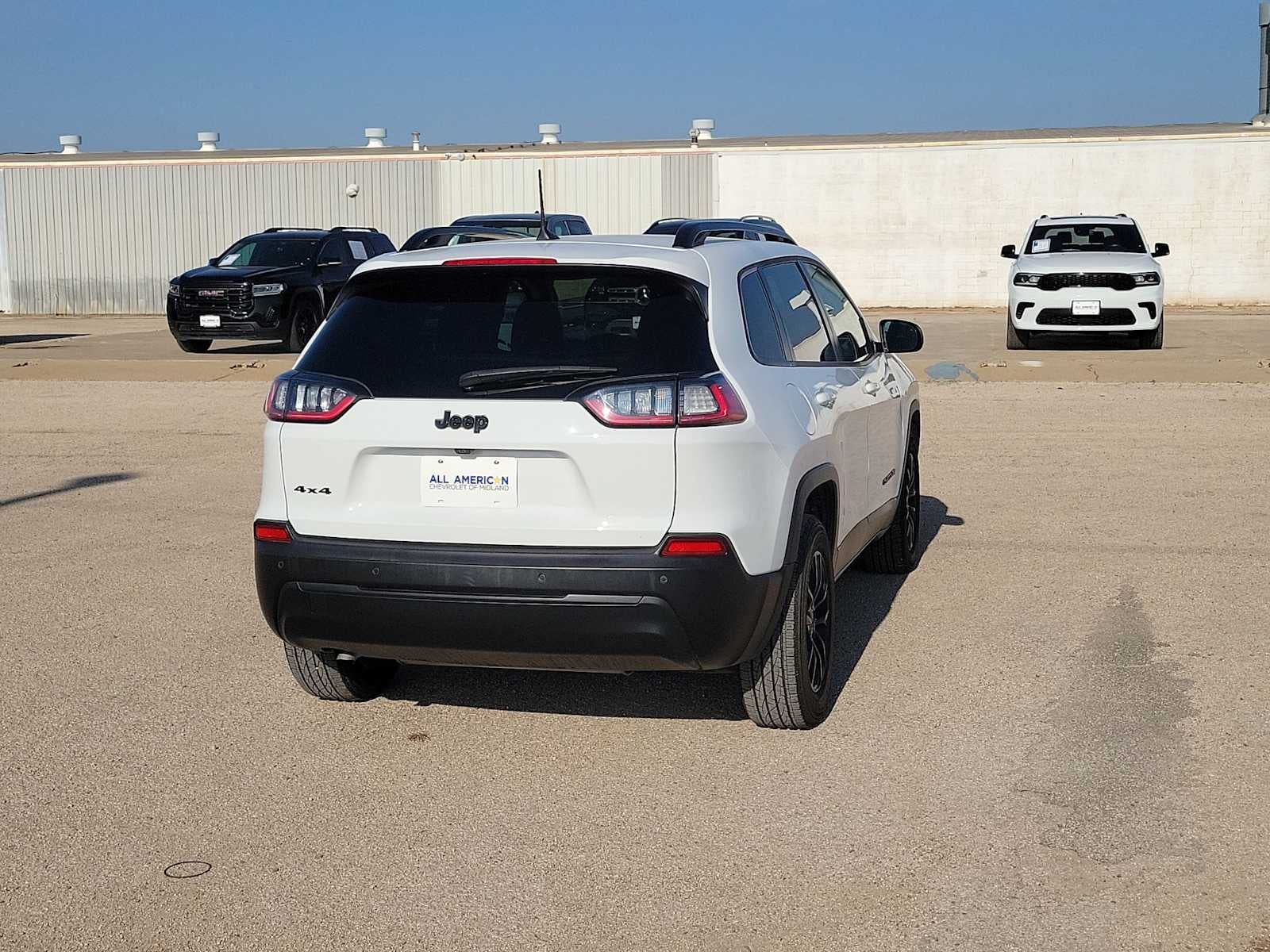 2023 Jeep Cherokee Altitude Lux