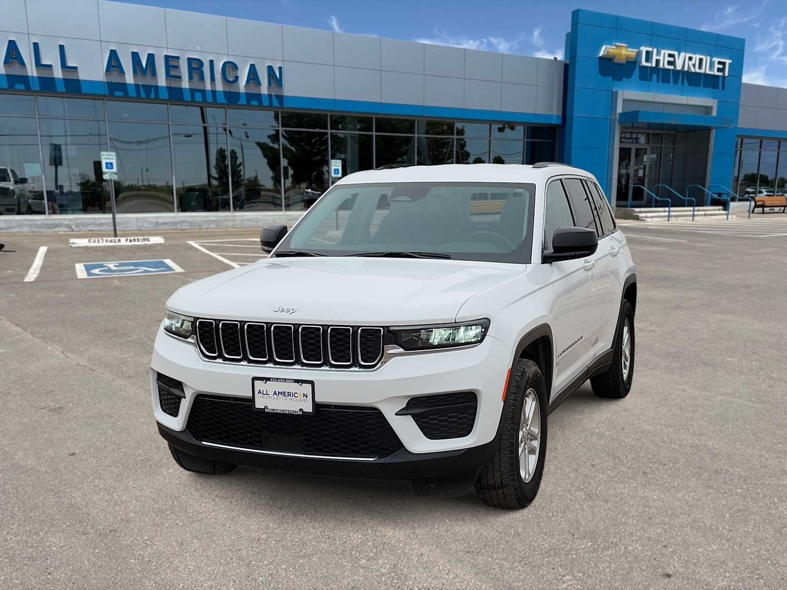 2024 Jeep Grand Cherokee Laredo