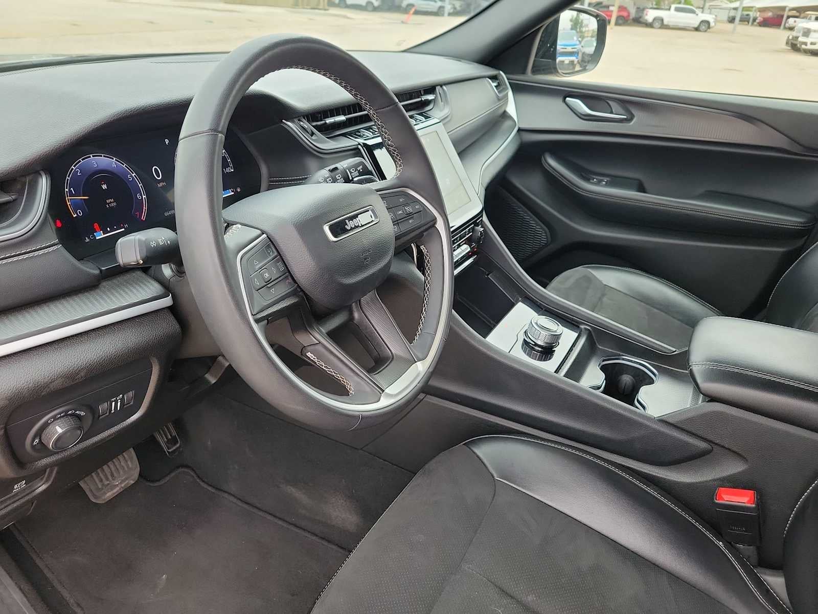 2024 Jeep Grand Cherokee Altitude