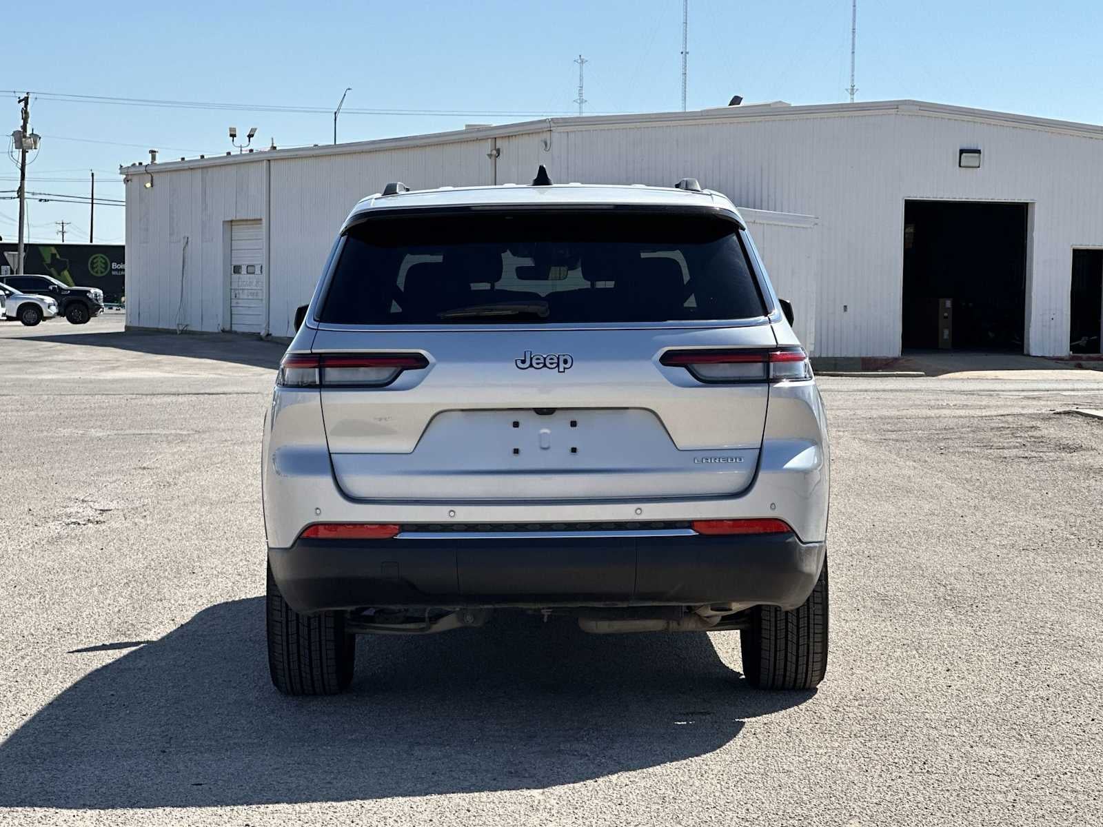 2025 Jeep Grand Cherokee L Laredo