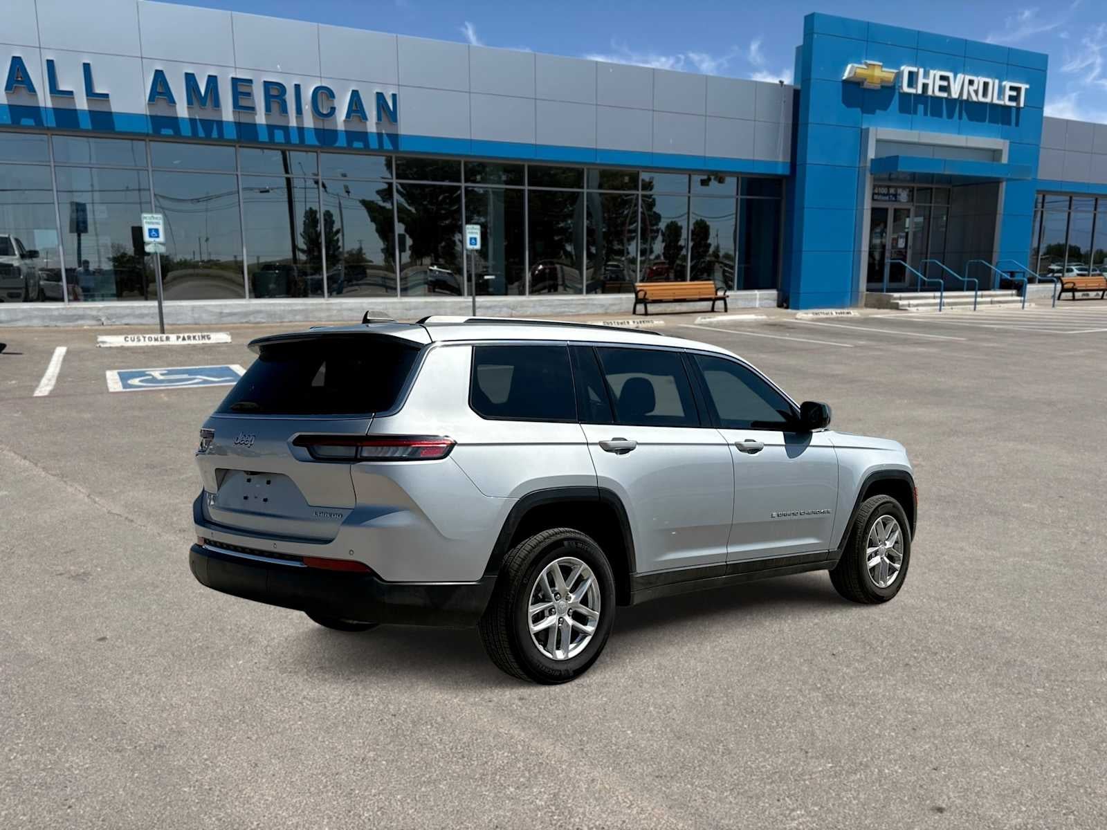 2025 Jeep Grand Cherokee L Laredo