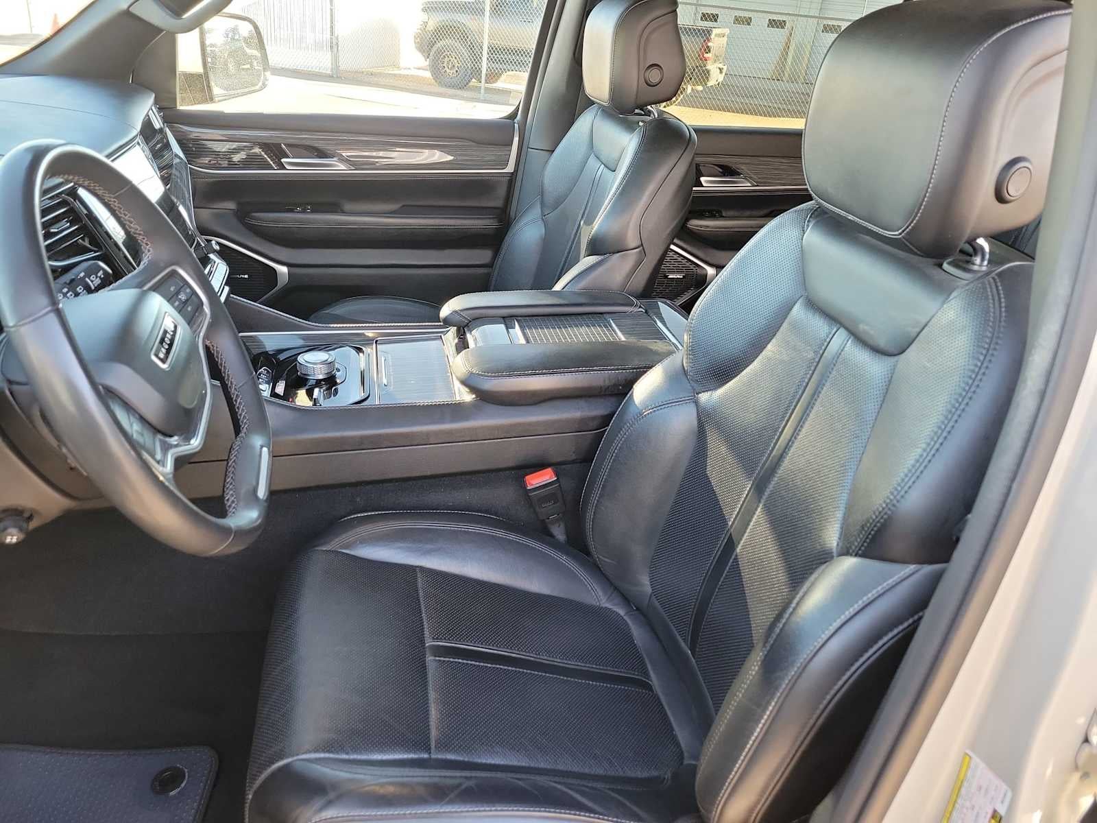 2022 Jeep Wagoneer Series II