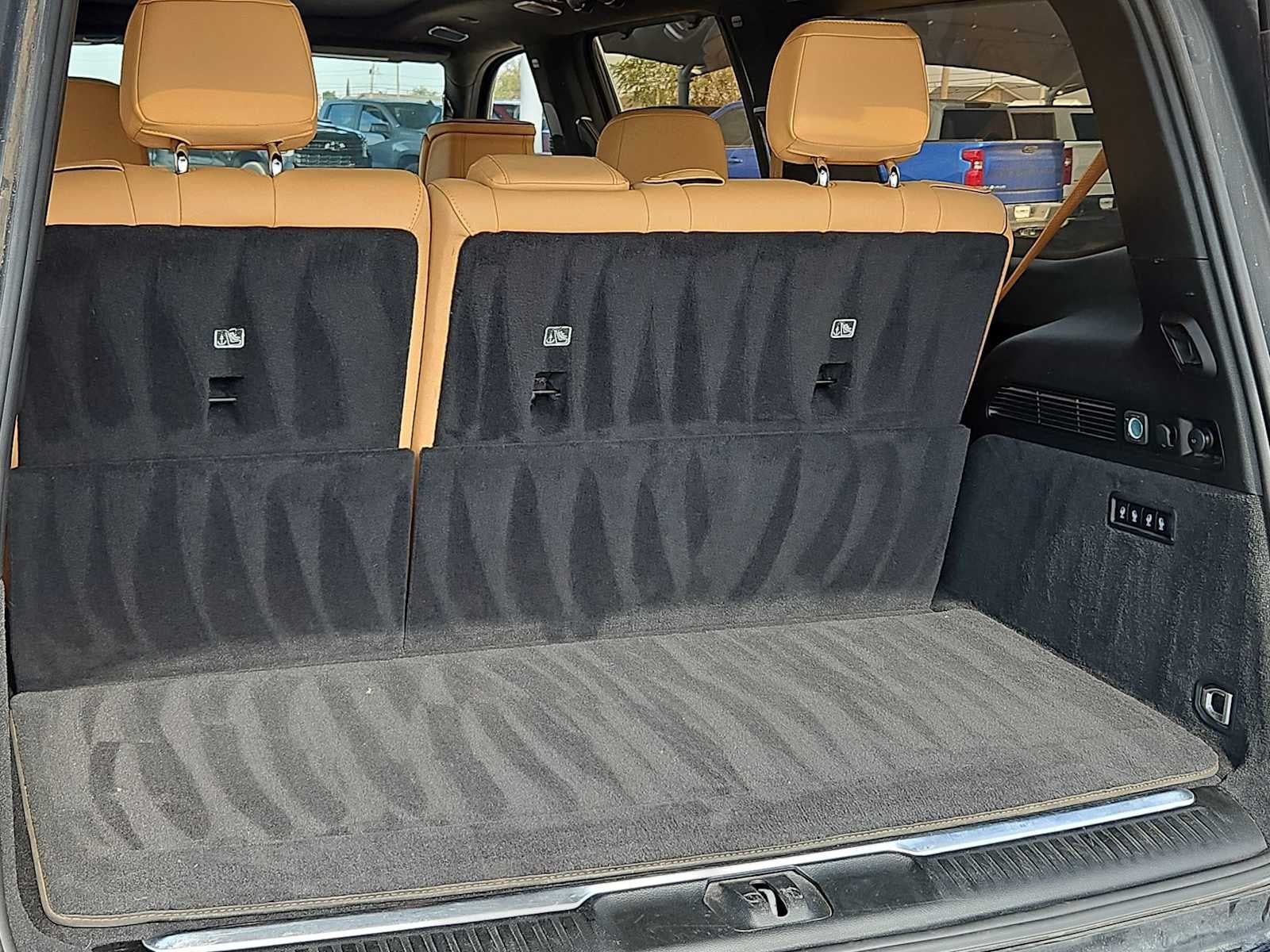 2023 Jeep Grand Wagoneer Series III