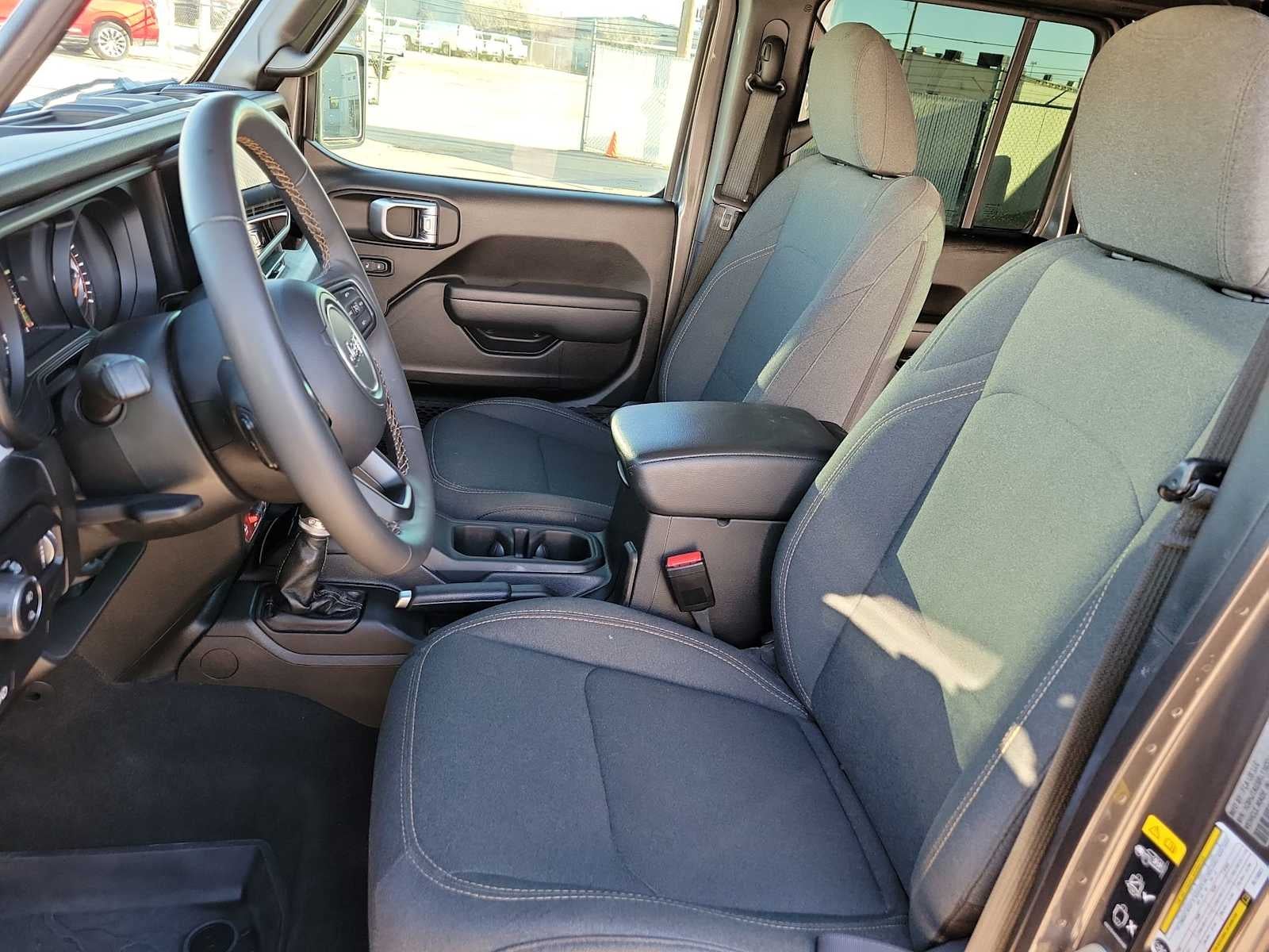 2024 Jeep Gladiator Willys