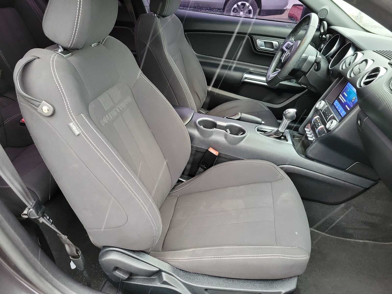 2022 Ford Mustang EcoBoost