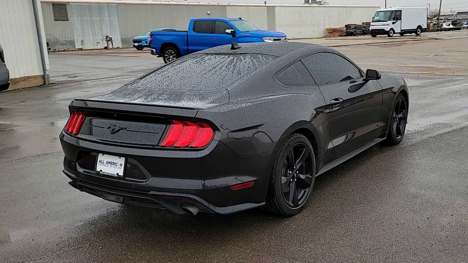 2022 Ford Mustang EcoBoost