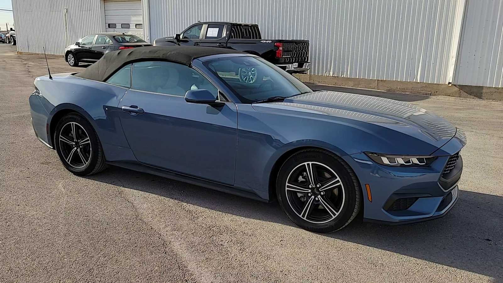 2025 Ford Mustang EcoBoost