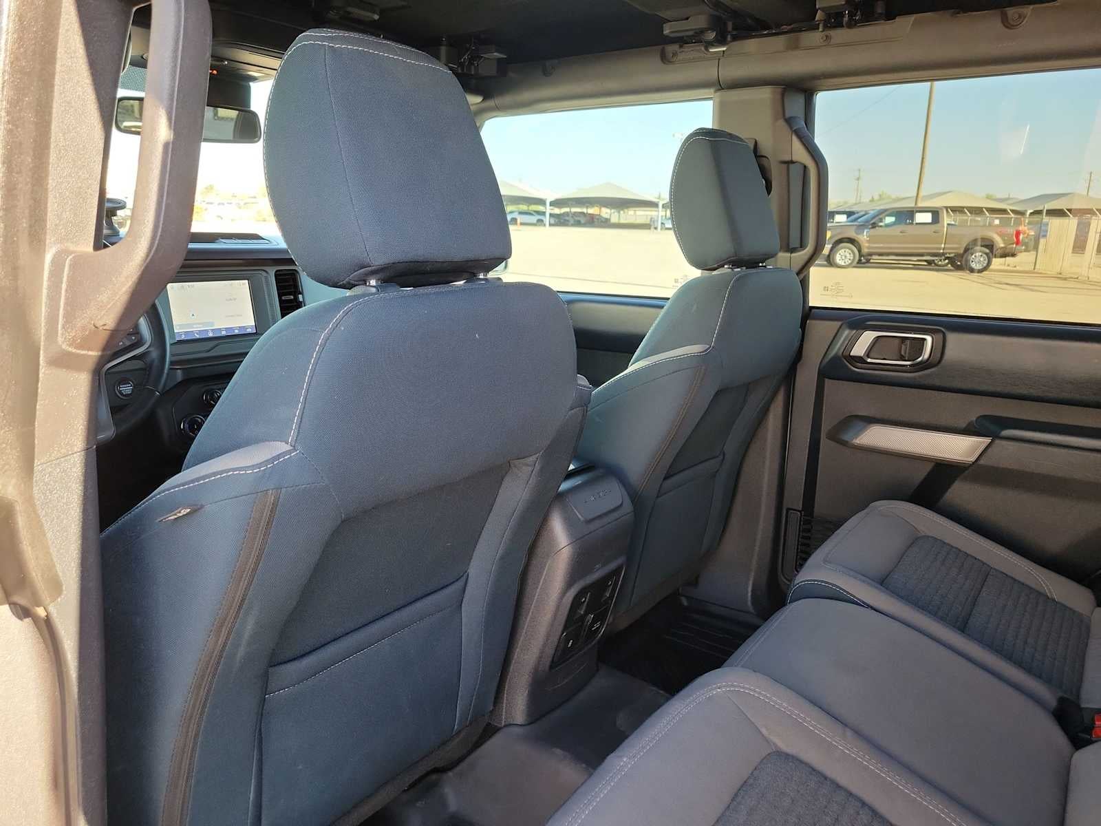 2022 Ford Bronco Base