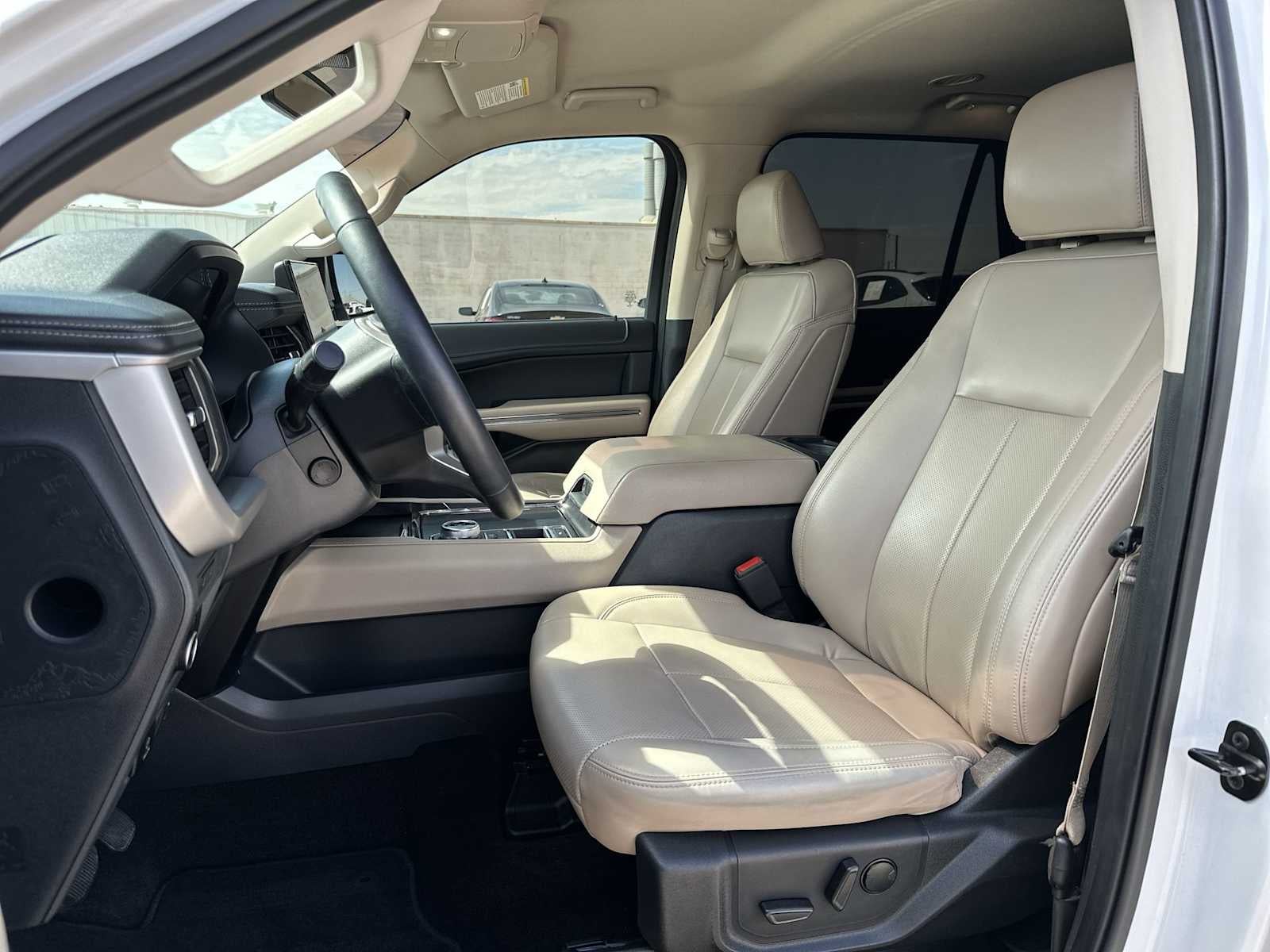 2022 Ford Expedition Max XLT