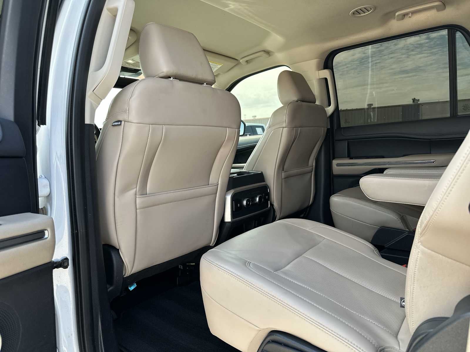 2022 Ford Expedition Max XLT
