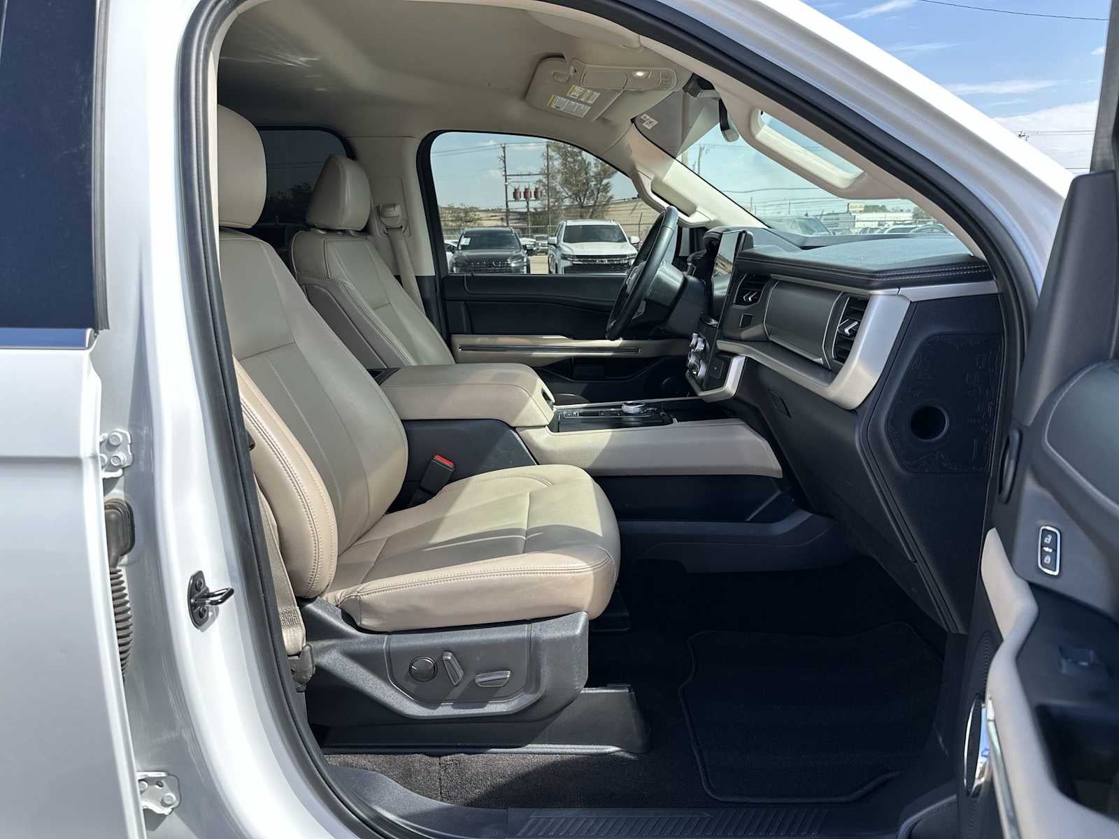 2022 Ford Expedition Max XLT