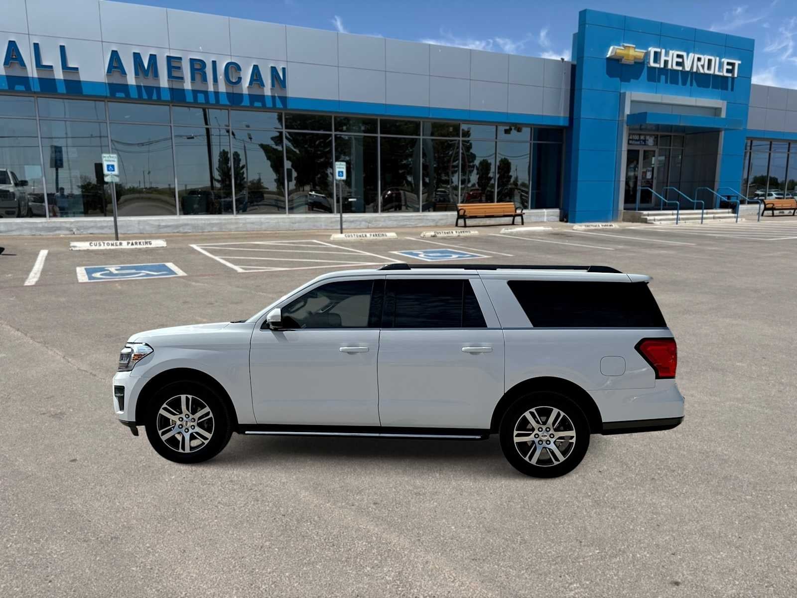 2022 Ford Expedition Max XLT