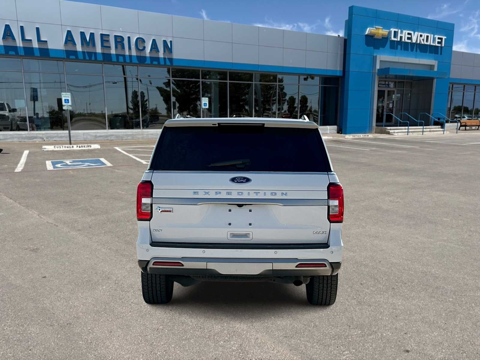 2022 Ford Expedition Max XLT