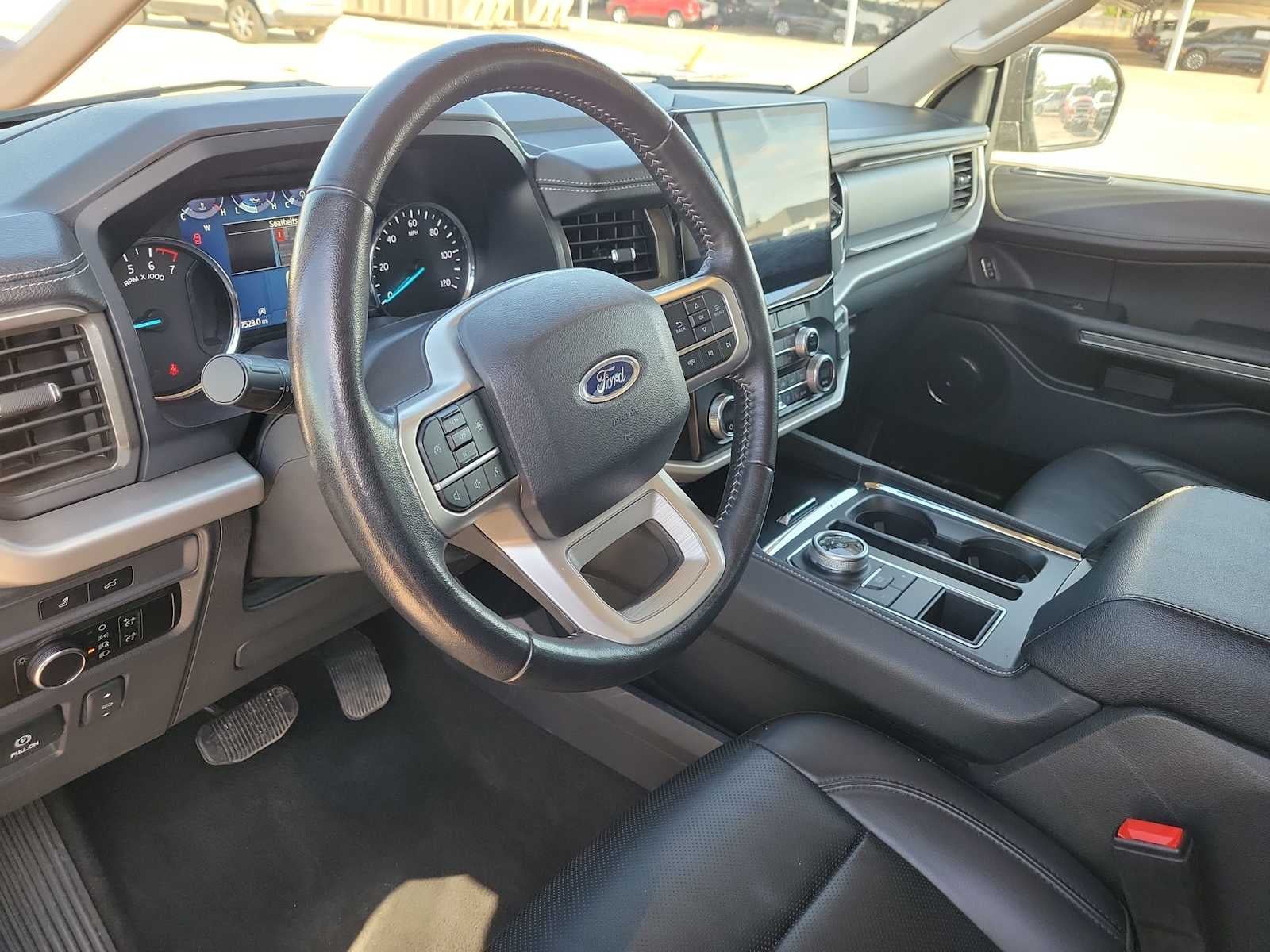 2024 Ford Expedition XLT