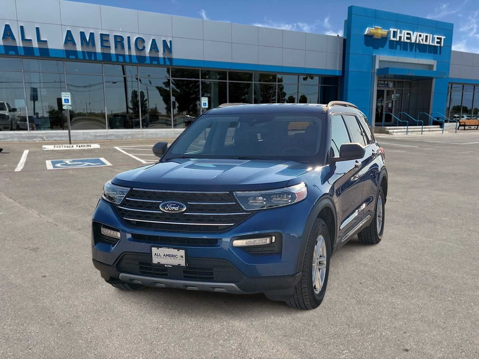 2023 Ford Explorer XLT