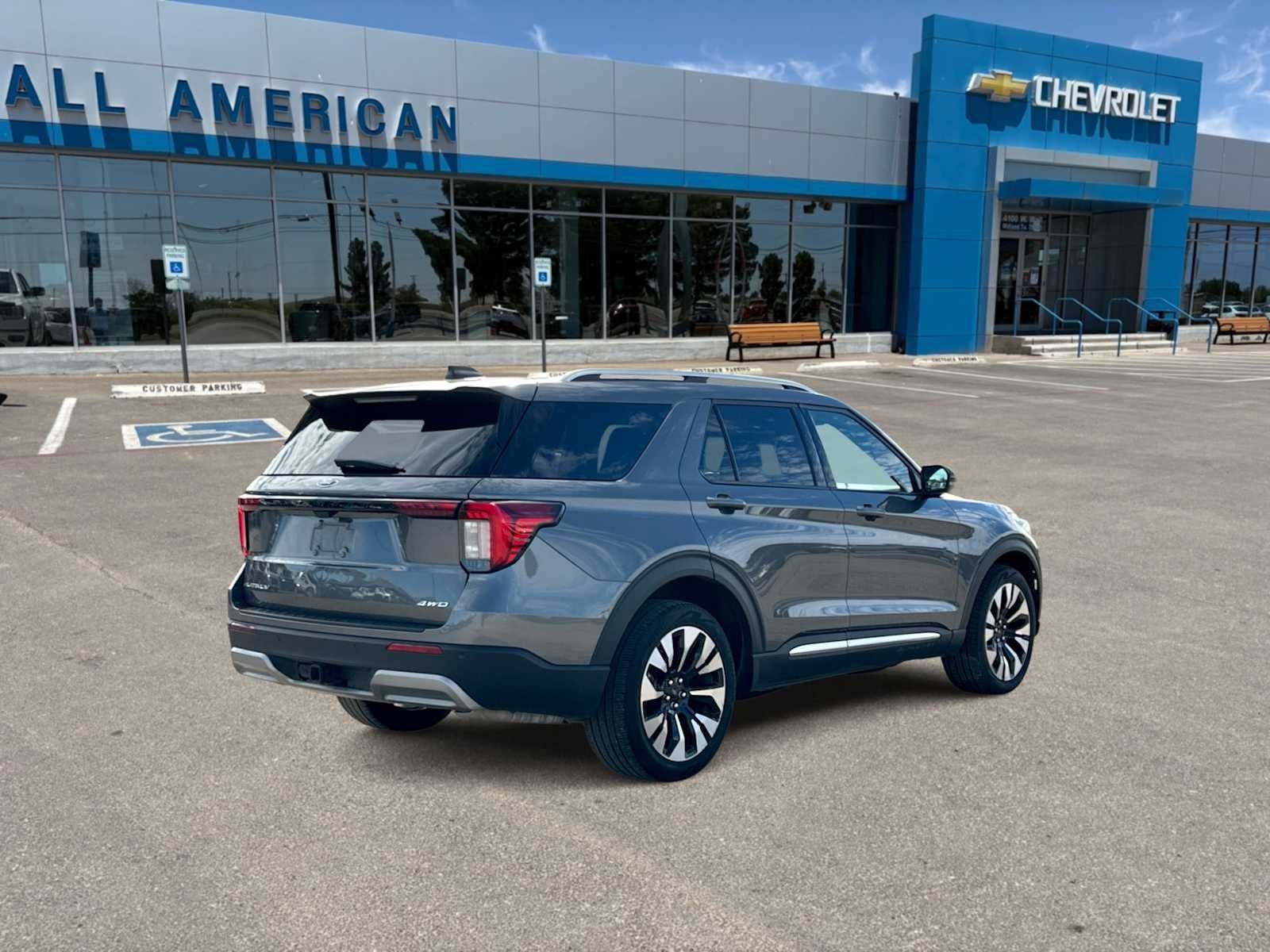 2025 Ford Explorer Platinum