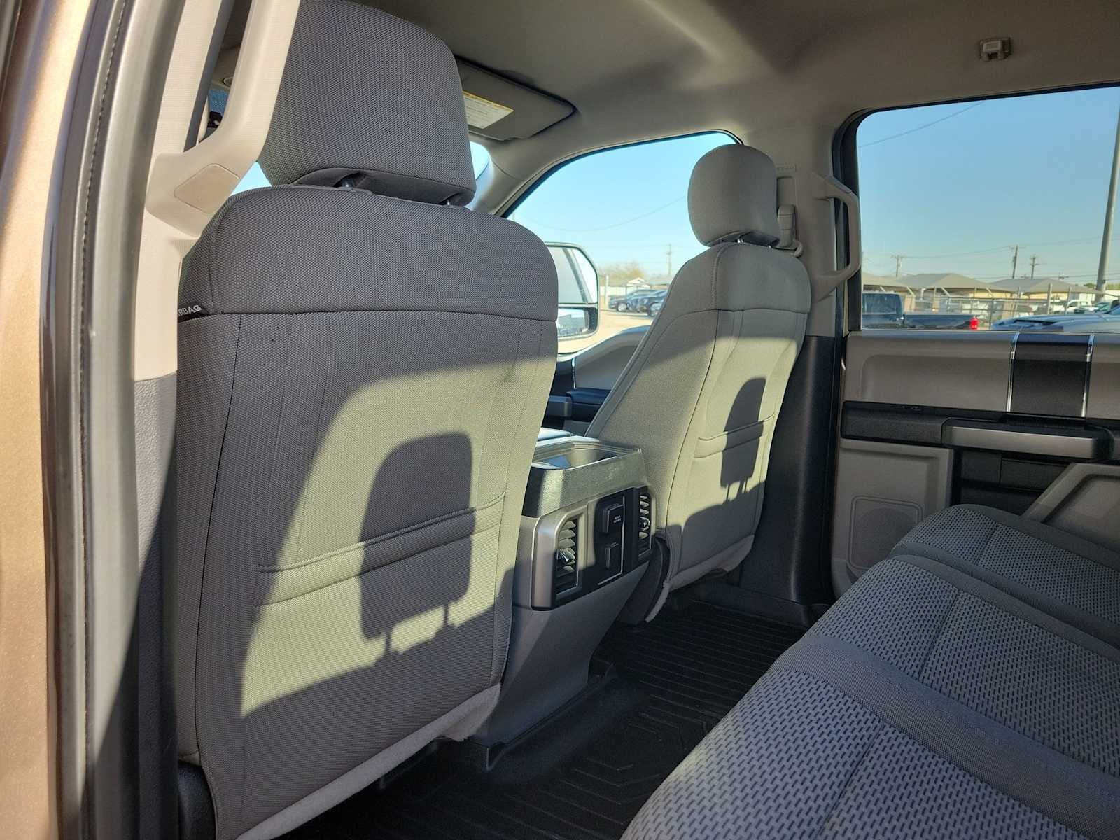 2017 Ford Super Duty F-250 SRW Lariat