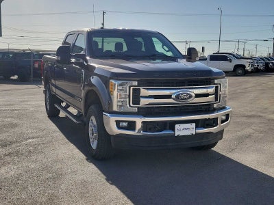 2017 Ford Super Duty F-250 SRW Lariat