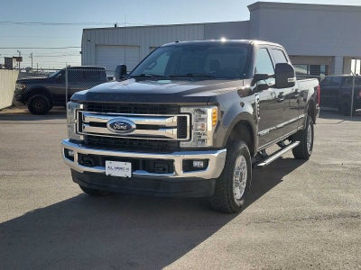 2017 Ford Super Duty F-250 SRW Lariat