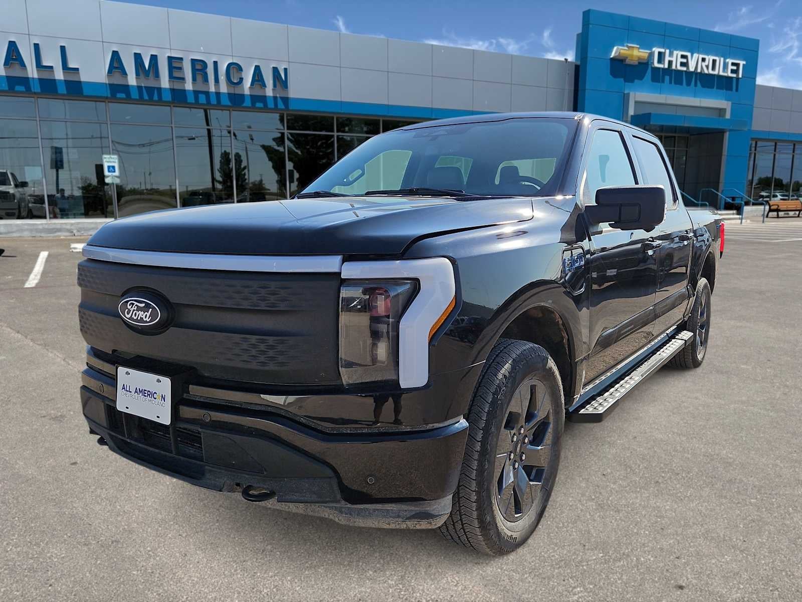 2025 Ford F-150 Lightning Flash