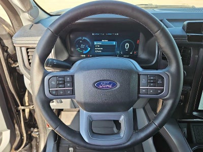 2025 Ford F-150 Lightning Flash
