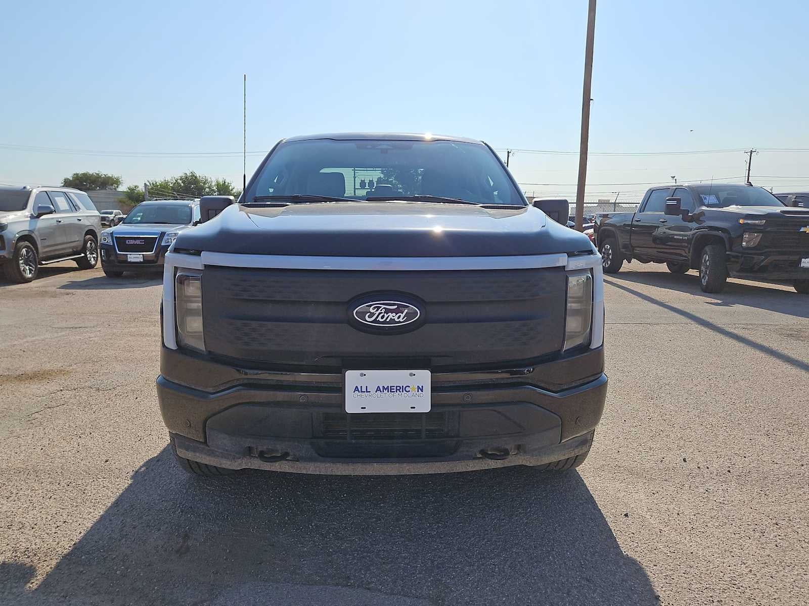 2025 Ford F-150 Lightning Flash