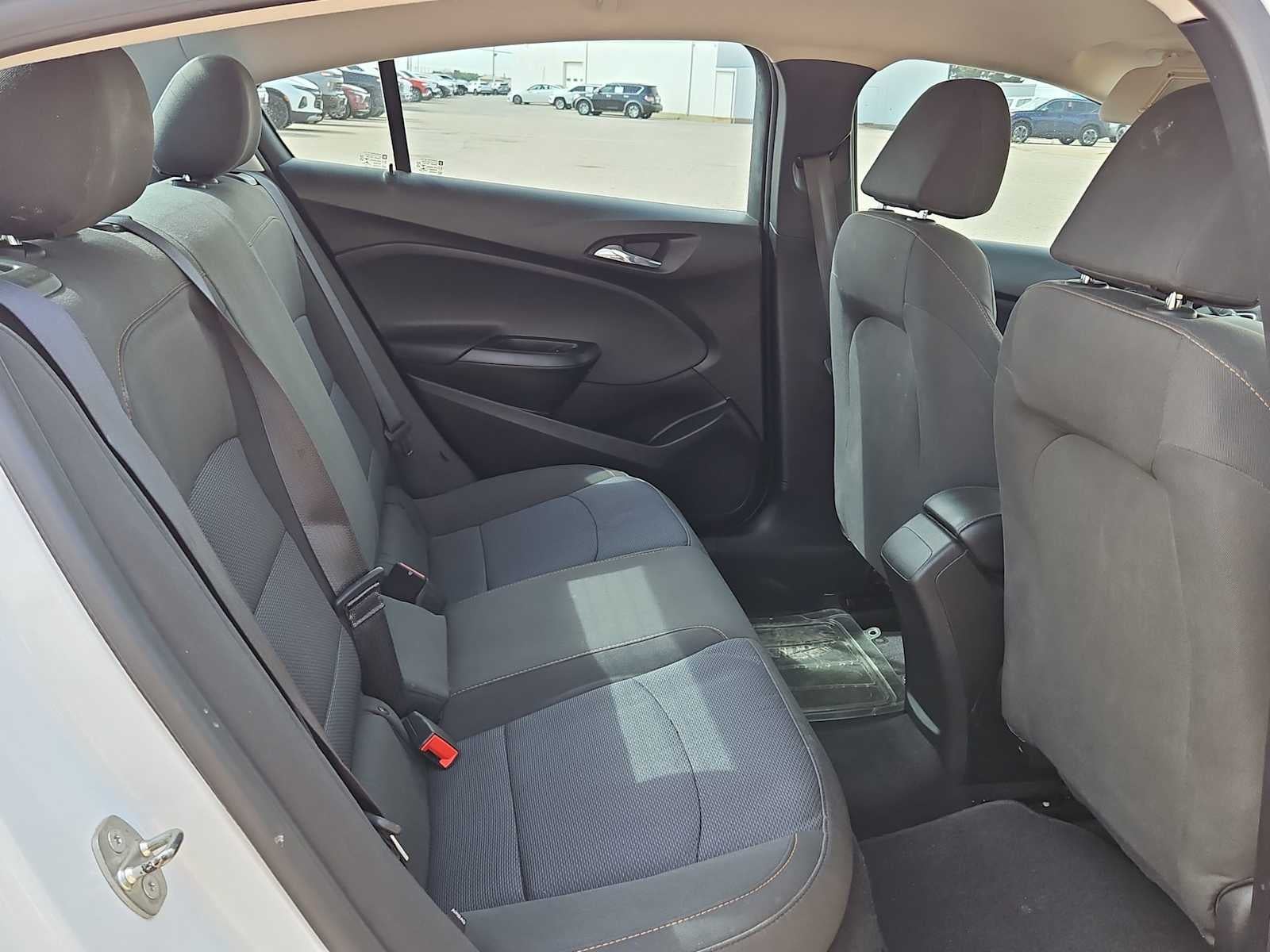 2018 Chevrolet Cruze LS