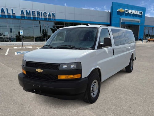 2025 Chevrolet Express Passenger 1LS