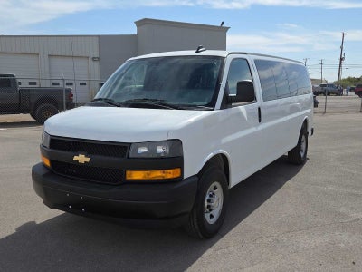 2025 Chevrolet Express Passenger 1LS