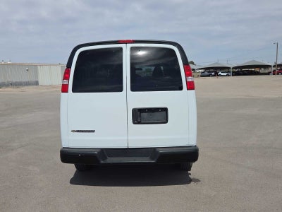 2025 Chevrolet Express Passenger 1LS