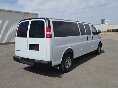 2025 Chevrolet Express Passenger 1LS