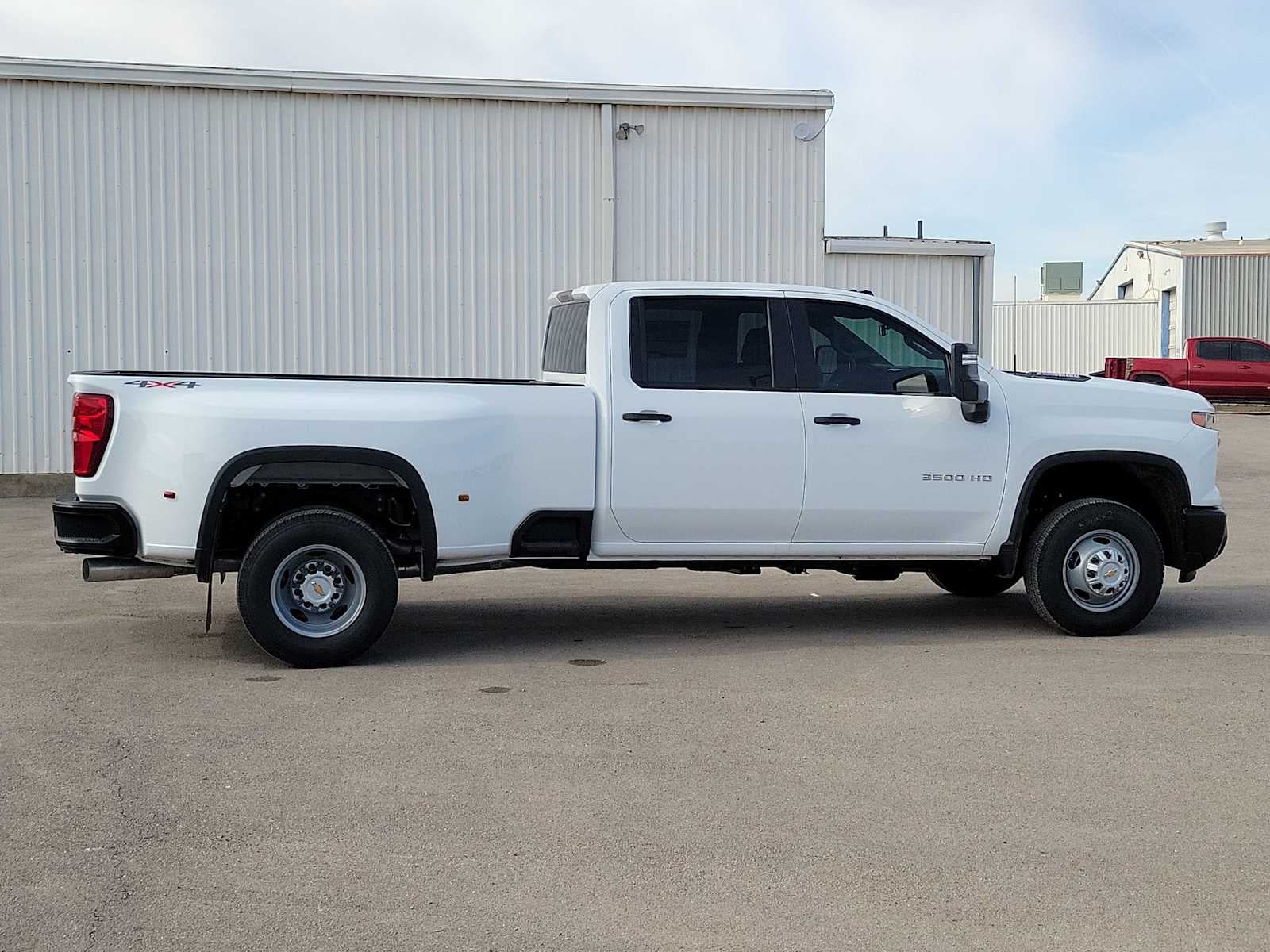 2026 Chevrolet Silverado 3500 HD WT DRW