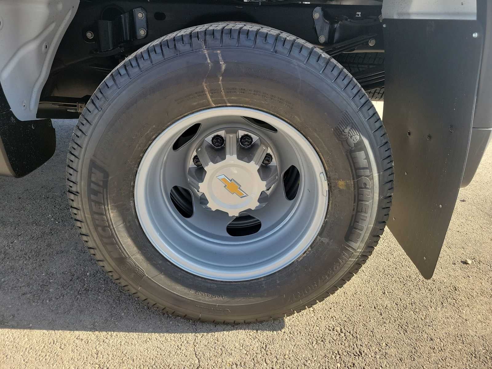 2026 Chevrolet Silverado 3500 HD WT DRW