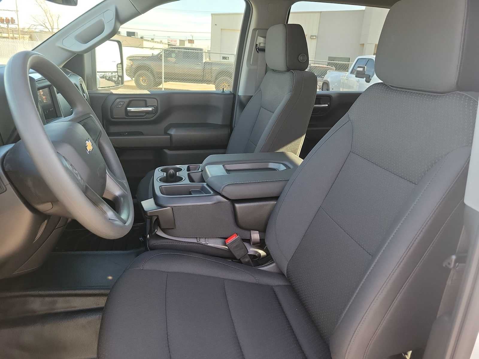 2026 Chevrolet Silverado 3500 HD WT DRW