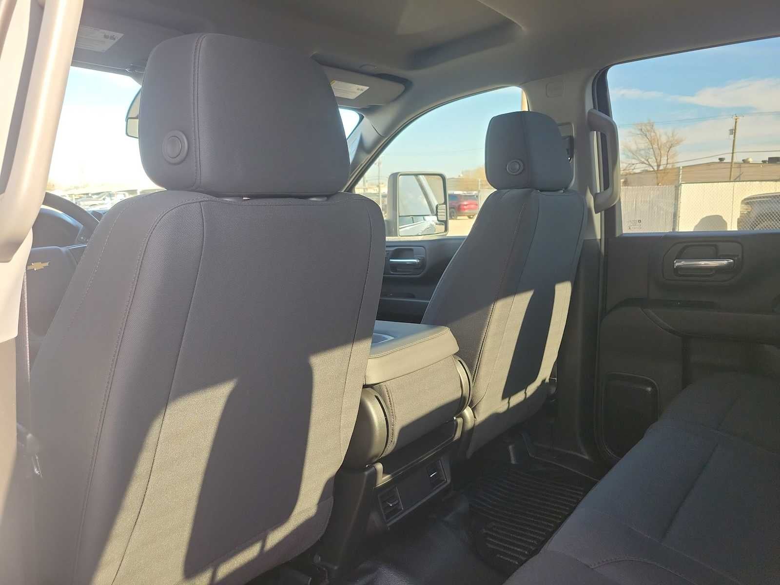 2026 Chevrolet Silverado 3500 HD WT DRW