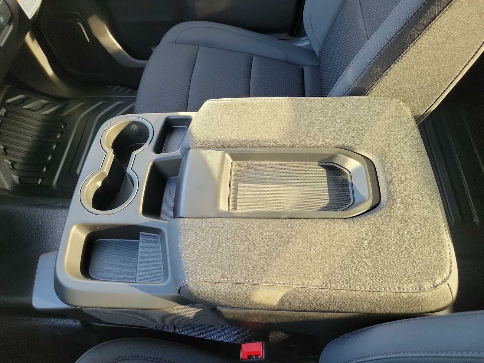 2026 Chevrolet Silverado 3500 HD WT DRW