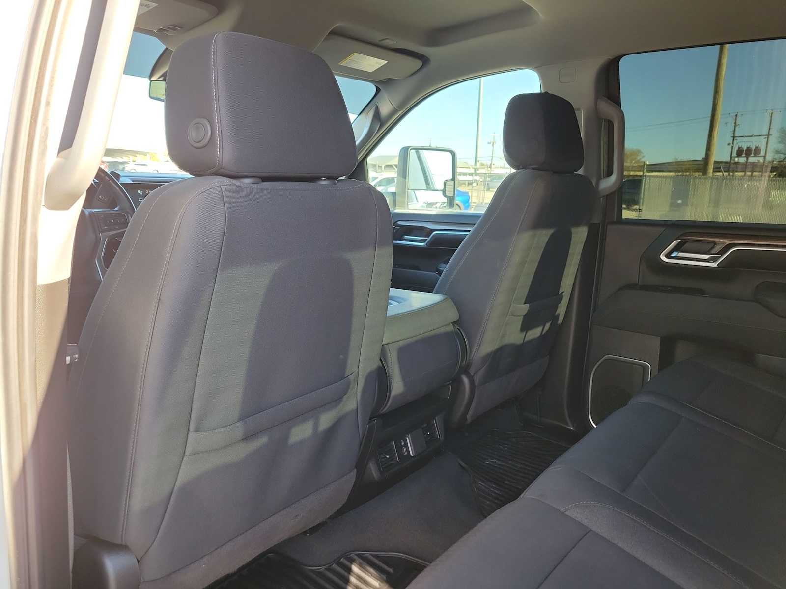 2025 Chevrolet Silverado 3500 HD LT