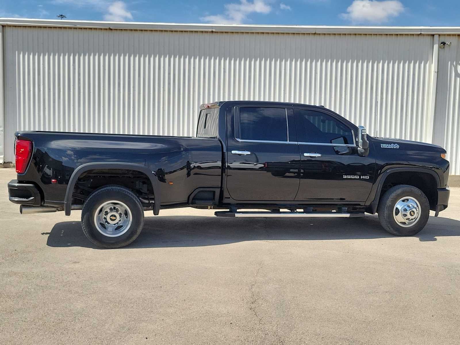 2023 Chevrolet Silverado 3500 HD High Country DRW