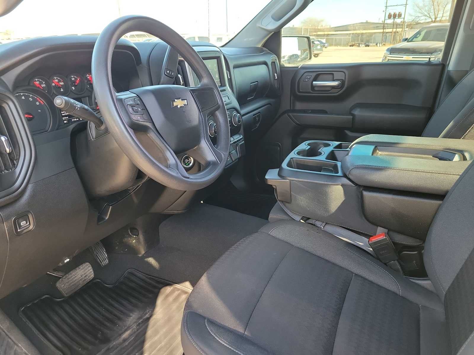 2024 Chevrolet Silverado 1500 Custom