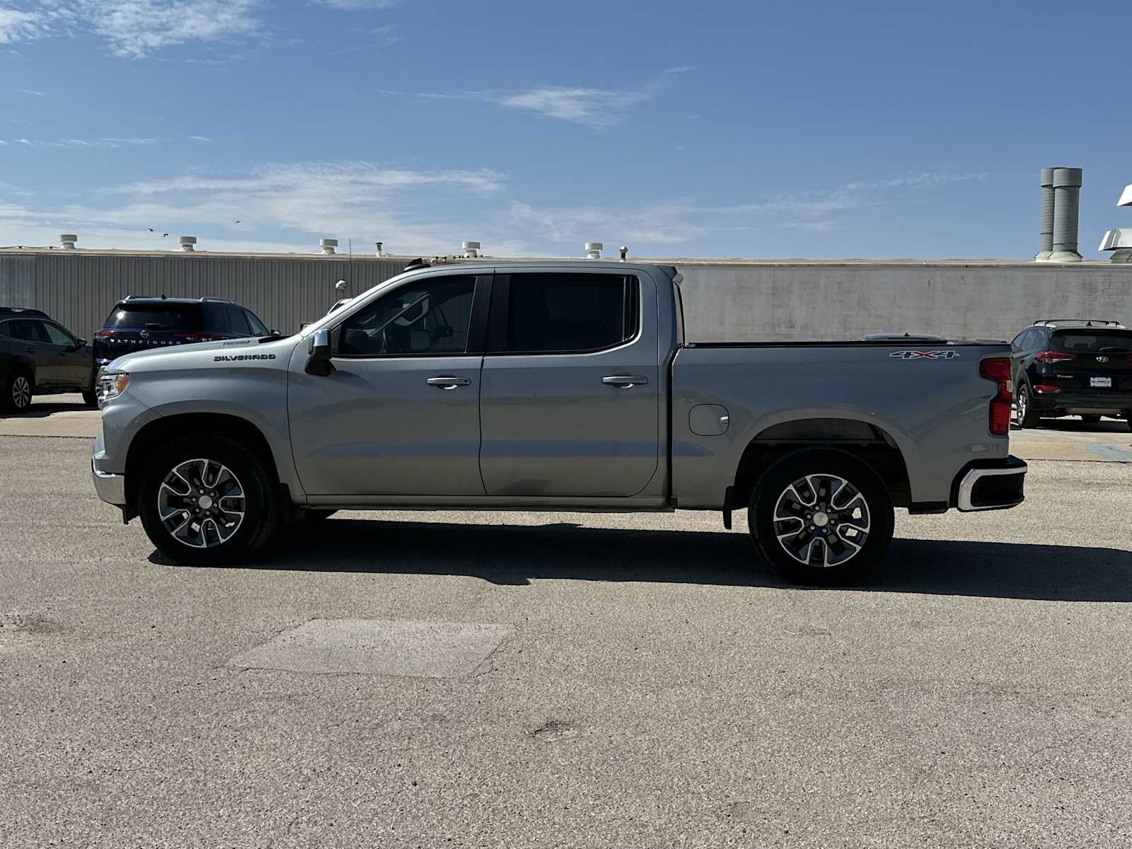 2025 Chevrolet Silverado 1500 LT