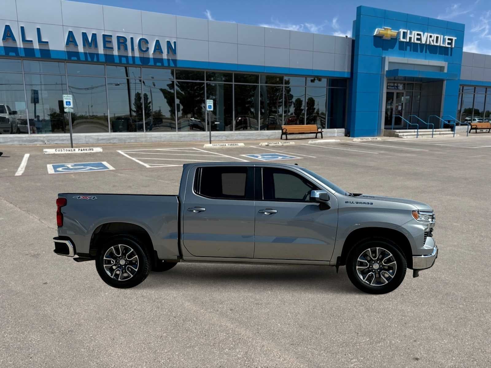 2025 Chevrolet Silverado 1500 LT