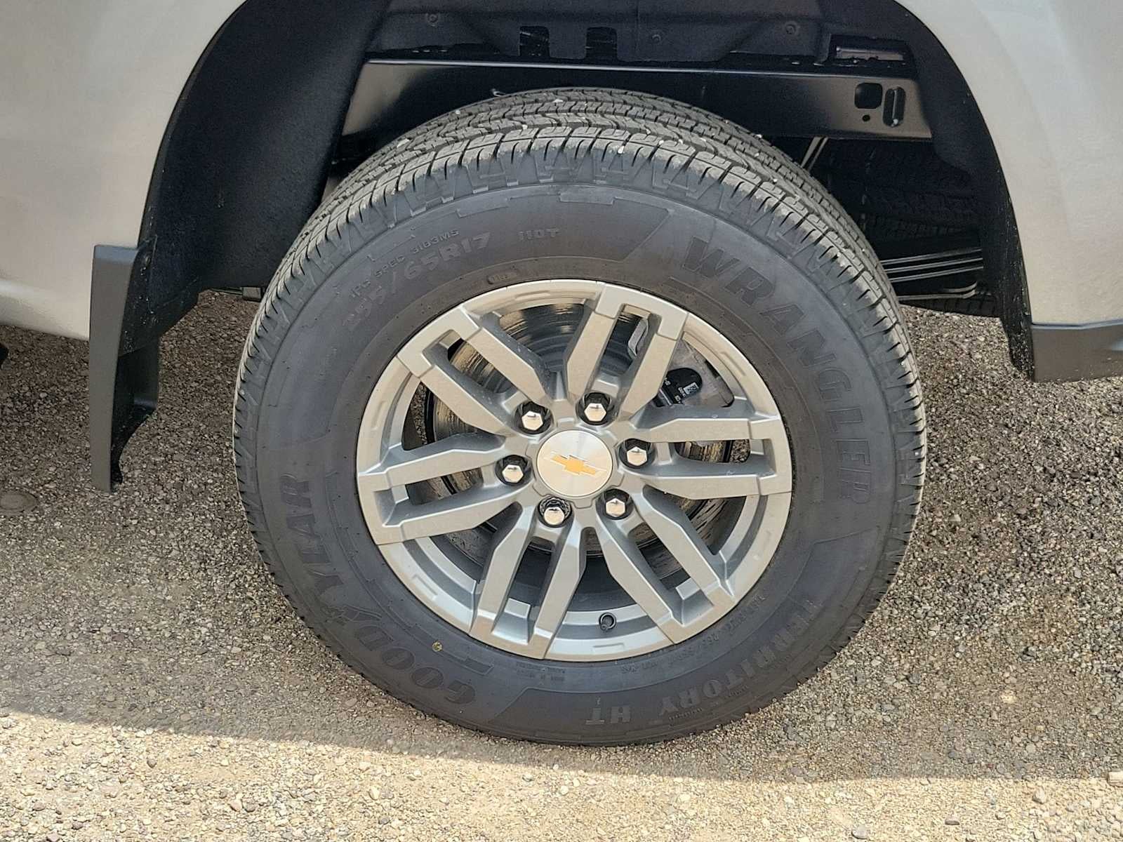 2025 Chevrolet Colorado WT/LT