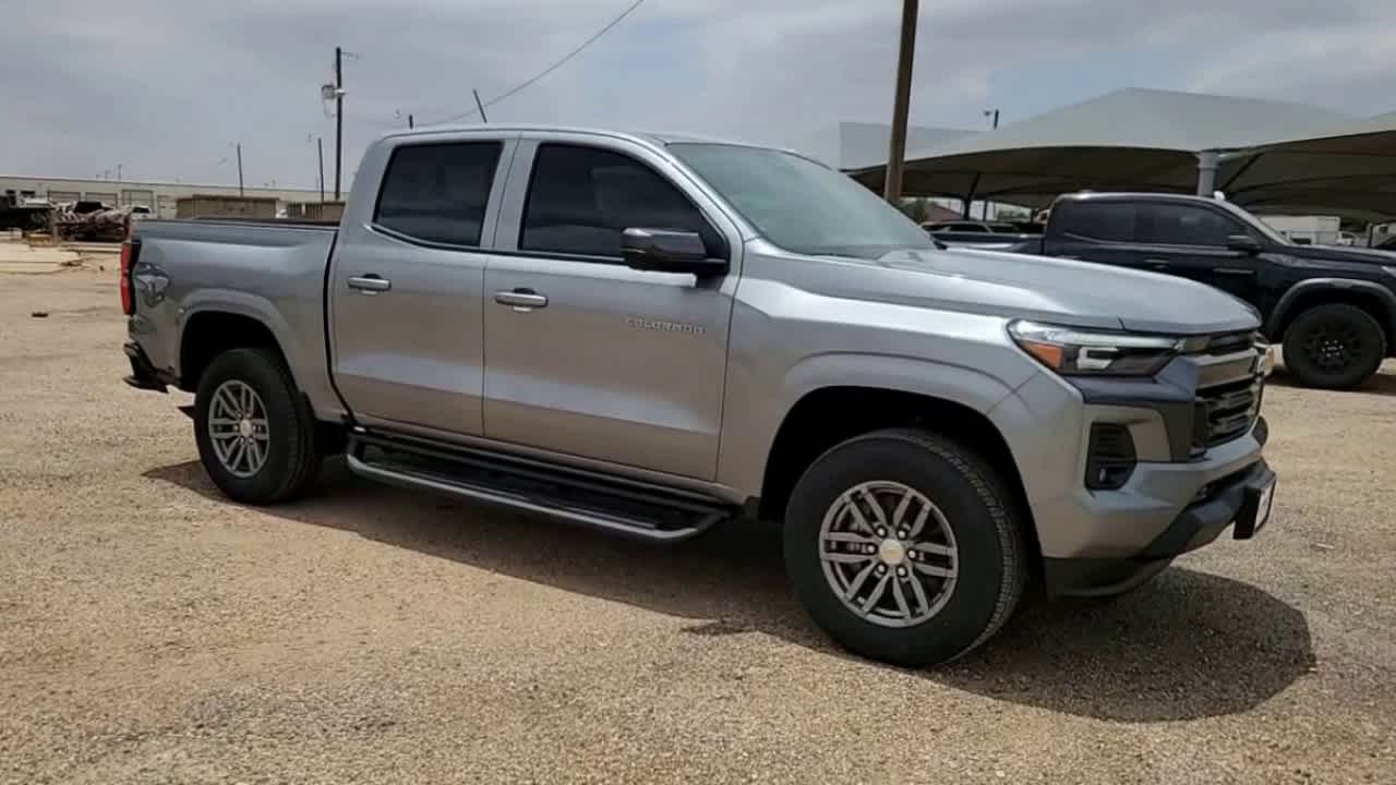 2025 Chevrolet Colorado WT/LT