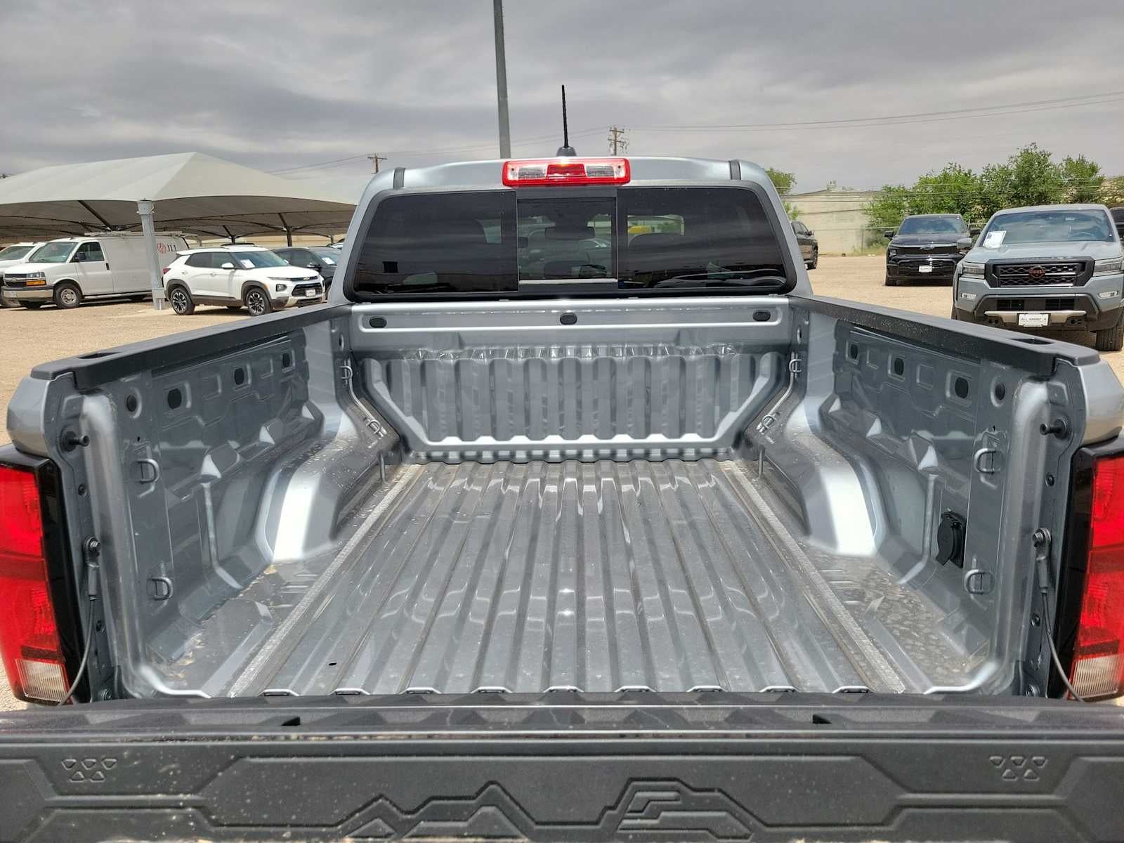 2025 Chevrolet Colorado WT/LT