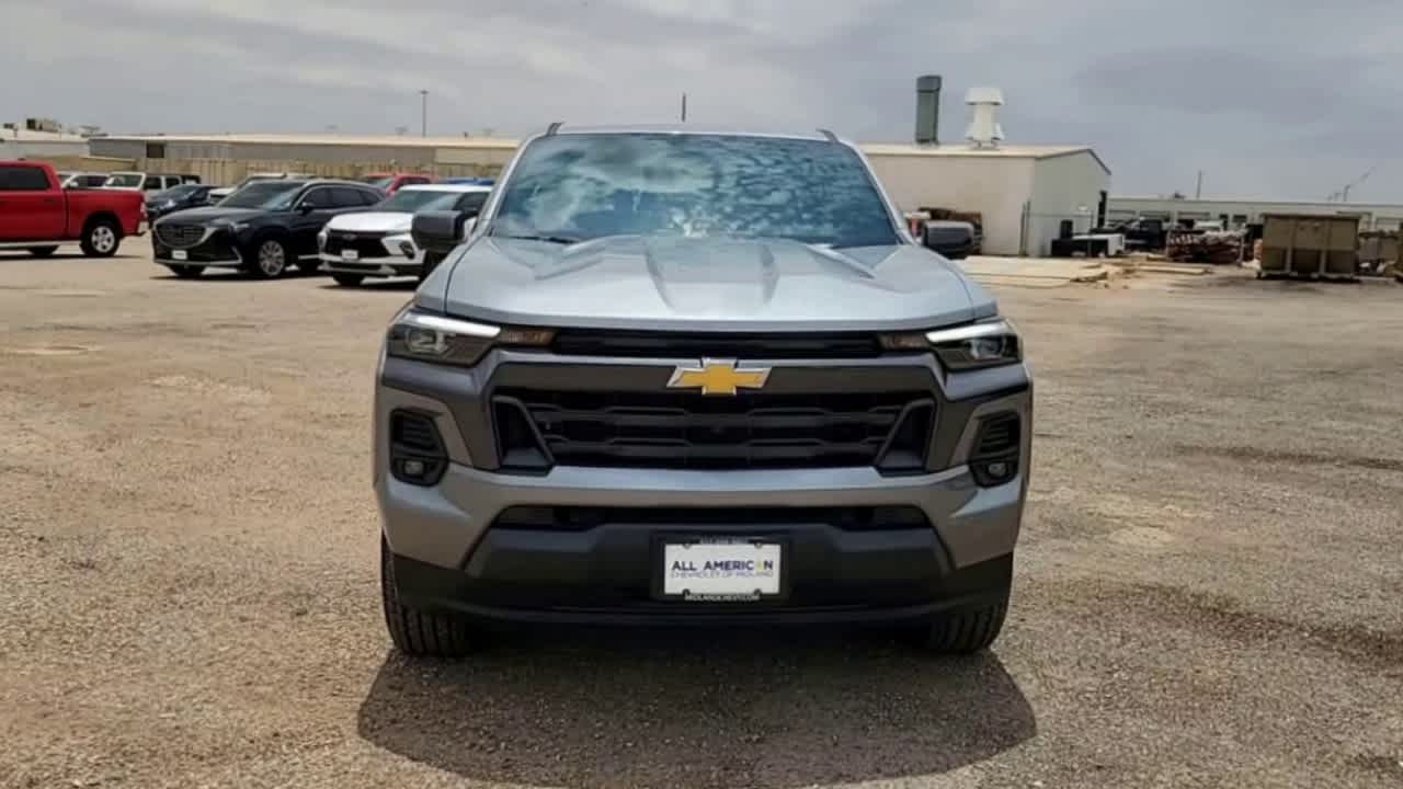 2025 Chevrolet Colorado WT/LT