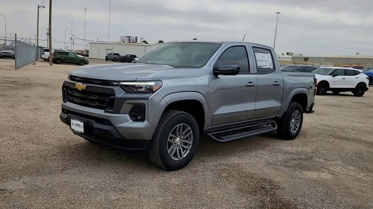 2025 Chevrolet Colorado WT/LT