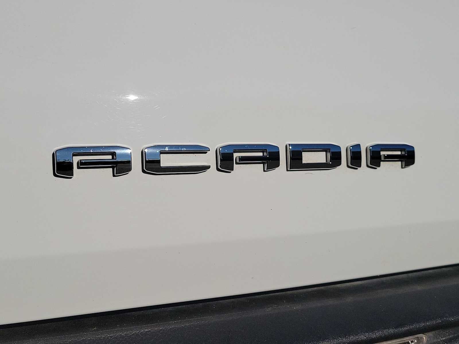 2024 GMC Acadia Elevation