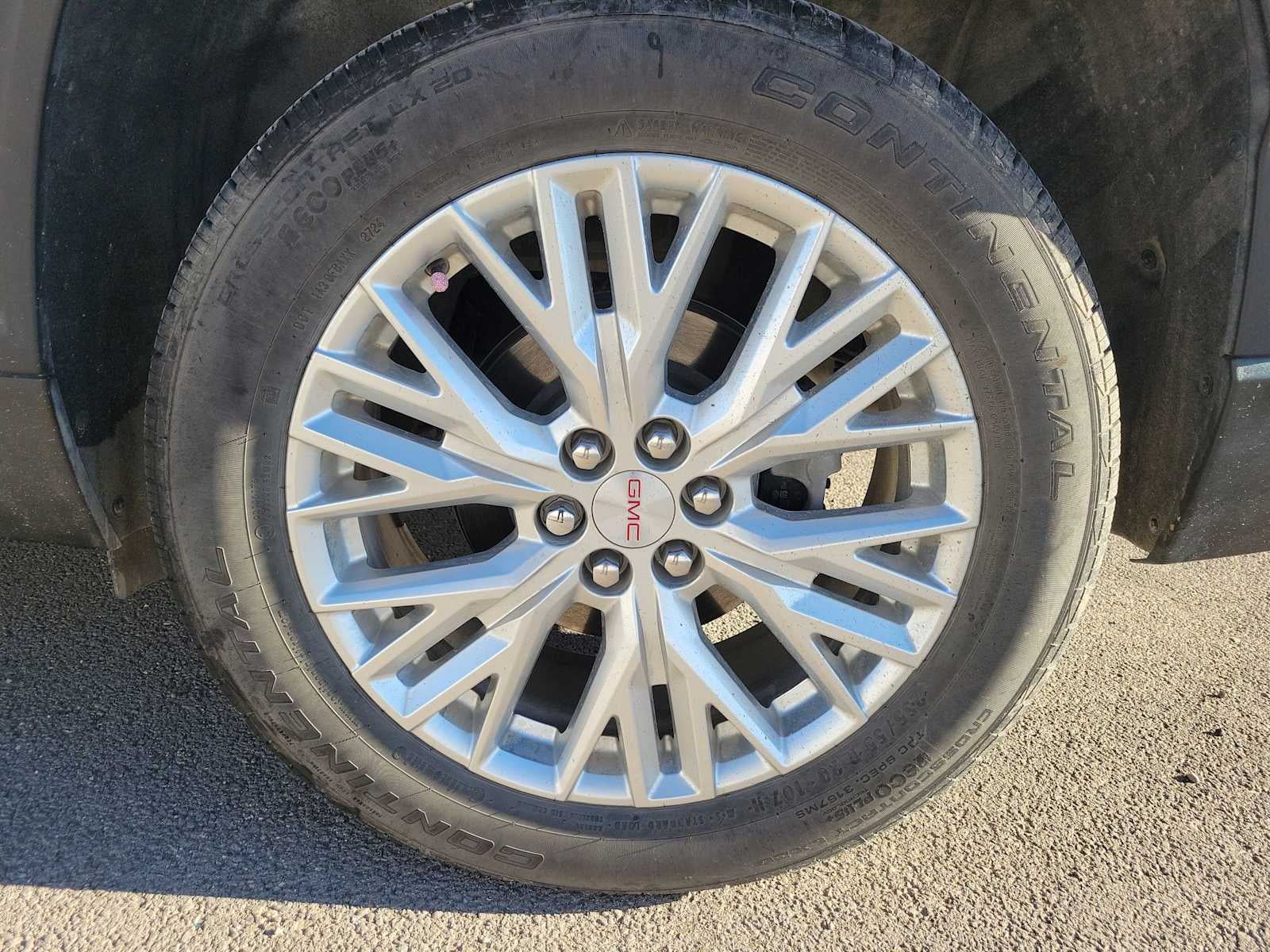 2024 GMC Acadia Elevation