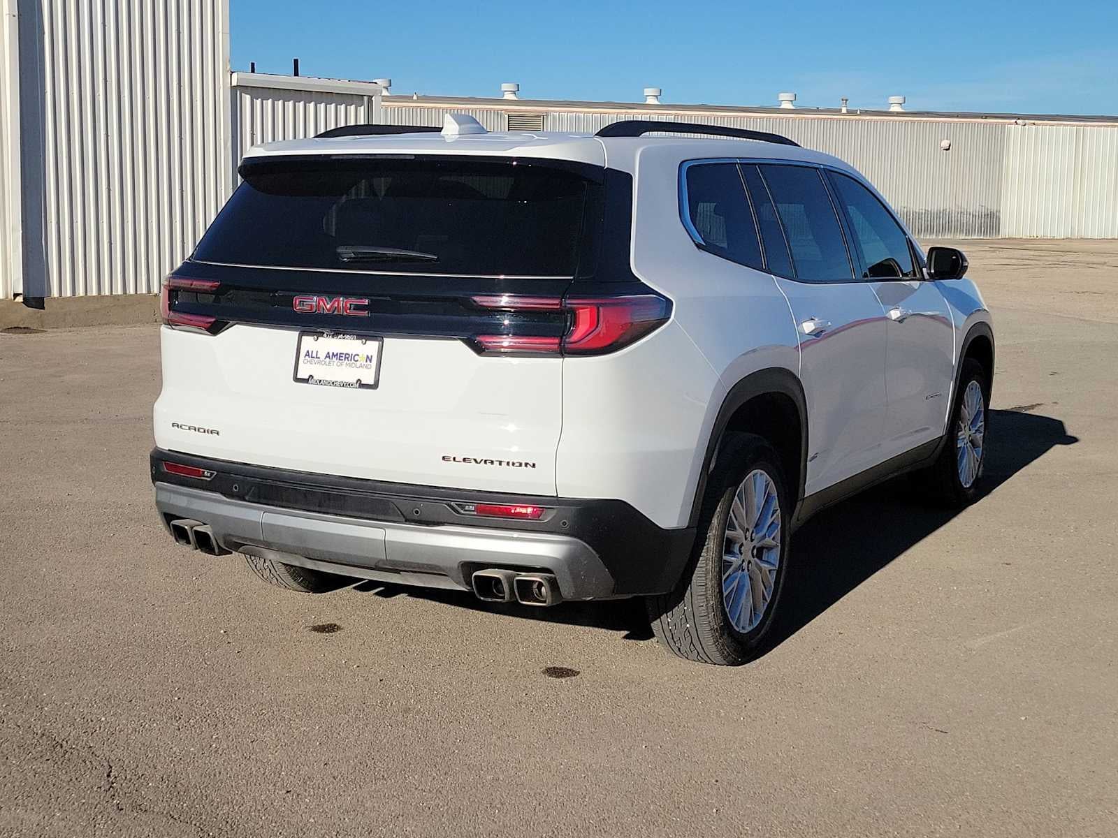 2024 GMC Acadia Elevation